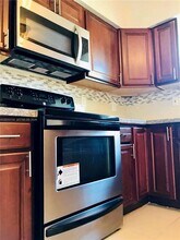 944 NW 51st St in Miami, FL - Building Photo - Building Photo