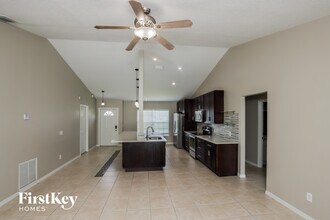 1992 Tranter Ave SE in Palm Bay, FL - Building Photo - Building Photo