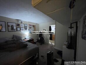 40 Gardner St, Unit A in Boston, MA - Building Photo - Building Photo