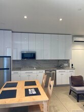 339 S Granados Ave in Solana Beach, CA - Building Photo - Building Photo