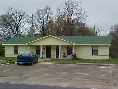 Briarwood Apartments in Waldron, AR - Building Photo