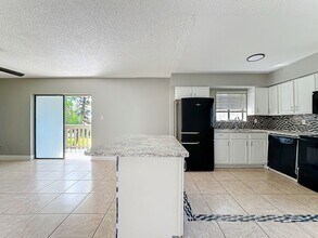 163 Springwood Cir in Longwood, FL - Building Photo - Building Photo
