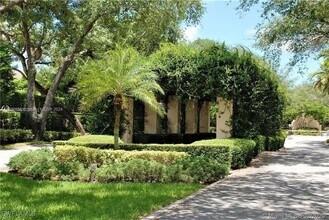 9663 SW 122nd St in Miami, FL - Building Photo - Building Photo