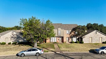 6805 Alford Dr in Waco, TX - Building Photo