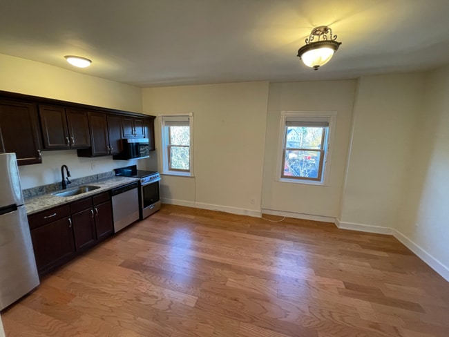 33 S Lake Ave in Albany, NY - Building Photo - Building Photo