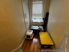 244 Kelton St, Unit 16 in Boston, MA - Foto de edificio - Building Photo