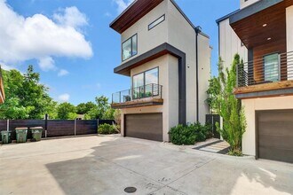 5605 Sunshine Dr in Austin, TX - Building Photo - Building Photo