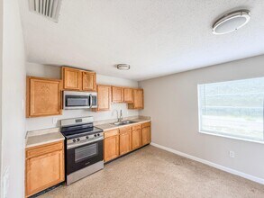 3487 Hi St in Lake Worth Beach, FL - Foto de edificio - Building Photo
