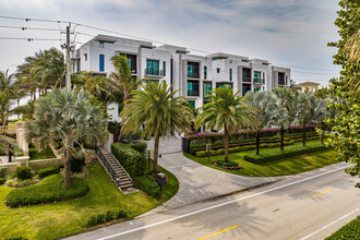 3621 S Ocean Blvd in Highland Beach, FL - Building Photo - Building Photo