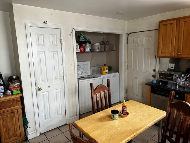 property at 40 Hooker St