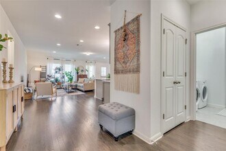 809 S San Marcos St in Manor, TX - Building Photo - Building Photo