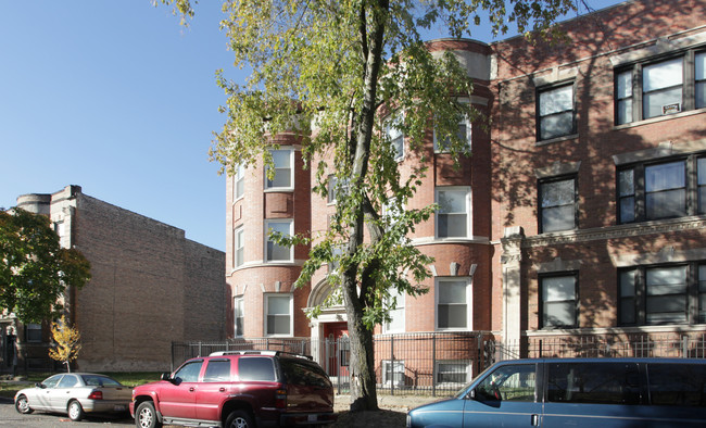 4008 S Calumet Ave in Chicago, IL - Building Photo - Building Photo