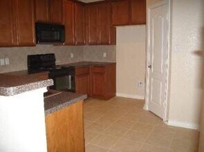 26115 Starling Hill in San Antonio, TX - Building Photo - Building Photo