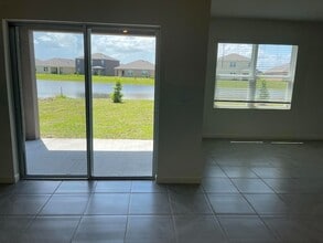 866 Dugan CIR SE in Palm Bay, FL - Building Photo - Building Photo