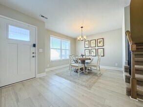 230 Wexford Wy in Clarksville, TN - Building Photo - Building Photo