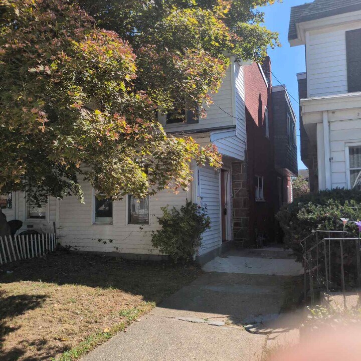 2608 N Monroe St in Wilmington, DE - Building Photo