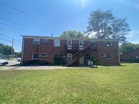 411 Elm Ave in Jasper, TN - Building Photo