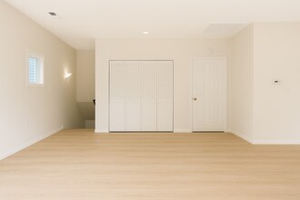 76 NE Sacramento St, Unit #74 in Portland, OR - Building Photo - Building Photo