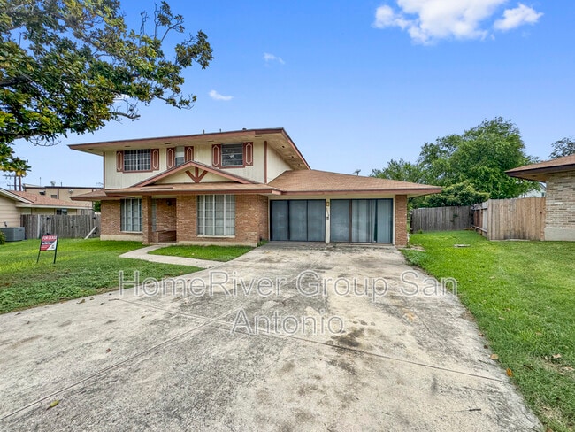 property at 3518 Pinebluff Dr