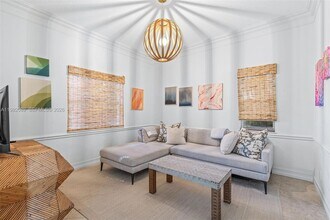 375 Plymouth Rd in West Palm Beach, FL - Building Photo - Building Photo