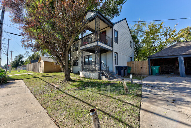 1615 N Land Ave in Oklahoma City, OK - Building Photo - Building Photo