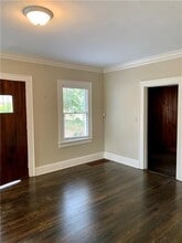 293 Springdale Dr NE in Atlanta, GA - Building Photo - Building Photo
