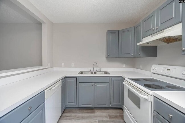 property at 332 Slice Crest Ct