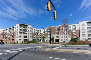 Camden Southline in Charlotte, NC - Building Photo