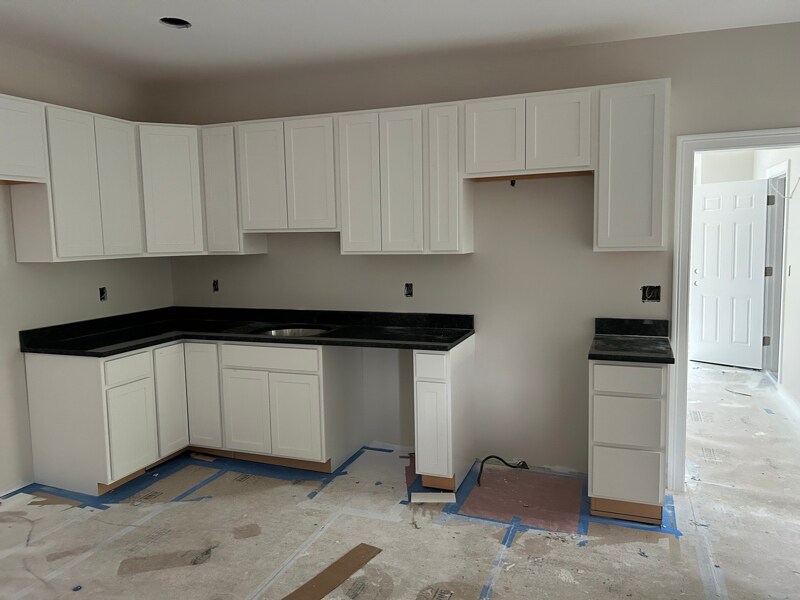 8-10 Plymouth St in Fitchburg, MA - Building Photo