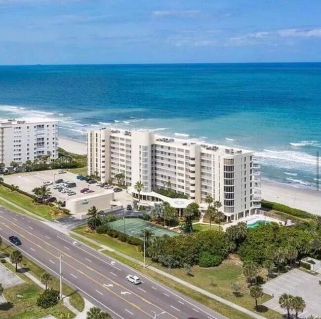 property at 2225 Florida A1A