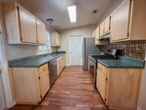 309 Adams Dr in Crestview, FL - Building Photo - Building Photo