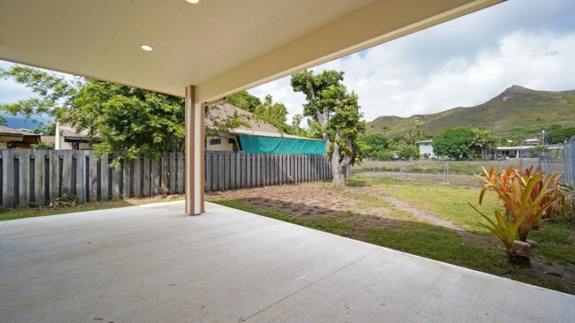 891 Kainui Dr in Kailua, HI - Building Photo - Building Photo