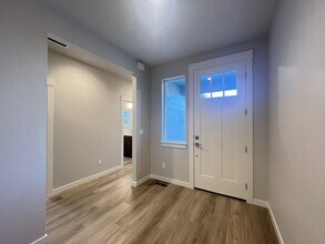 2282 S Hurd Ave in Nampa, ID - Building Photo - Building Photo