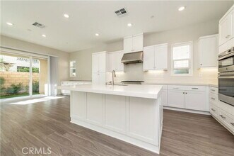 631 Cardona in Lake Forest, CA - Building Photo - Building Photo