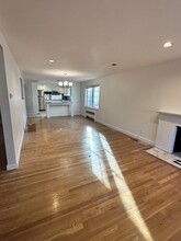 111 Mason Ter, Unit 1 in Brookline, MA - Building Photo - Building Photo