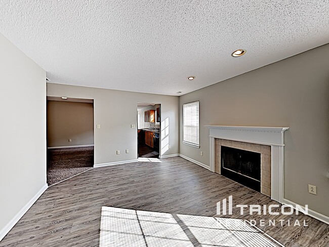 10436 Apple Creek Dr in Indianapolis, IN - Building Photo - Building Photo