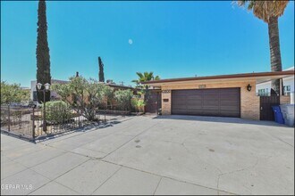 3030 Aurora Ave in El Paso, TX - Building Photo - Building Photo