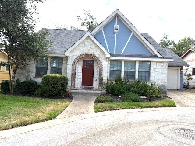 13604 Caldwell Dr in Austin, TX - Foto de edificio