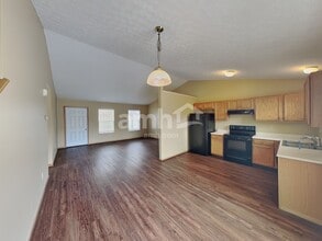 88 Brooksedge Dr E in Pataskala, OH - Building Photo - Building Photo