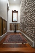 1207 Washington St, Unit 1207 B in Vicksburg, MS - Foto de edificio - Building Photo