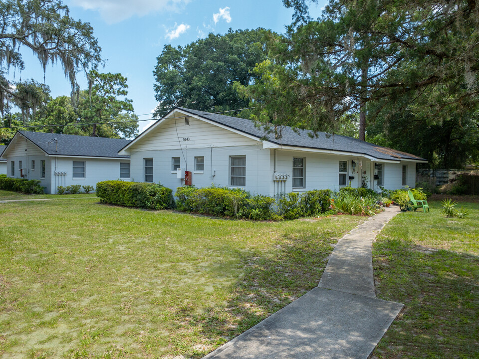 5659 Merrill Rd in Jacksonville, FL - Building Photo