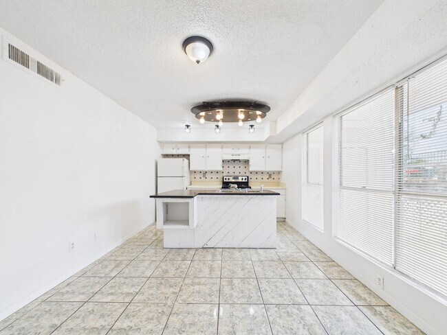 property at 781 Country Pl Dr