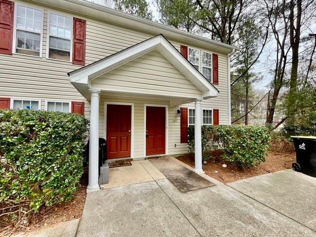 224 Bass Lake Rd in Holly Springs, NC - Building Photo - Building Photo