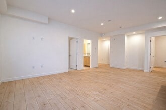 13777-1375A 75a Ave in Surrey, BC - Building Photo - Building Photo