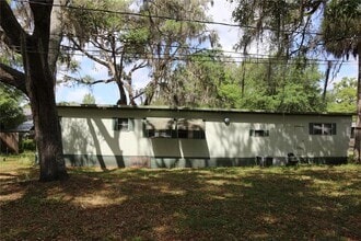 22857 SW 118th St in Dunnellon, FL - Building Photo - Building Photo