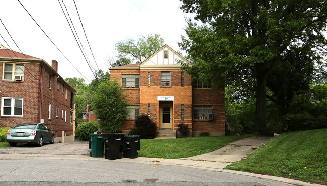 Ideal Apartments in Cincinnati, OH - Building Photo - Building Photo