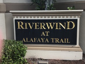 Riverwind at Alafaya Trail in Oviedo, FL - Building Photo - Building Photo