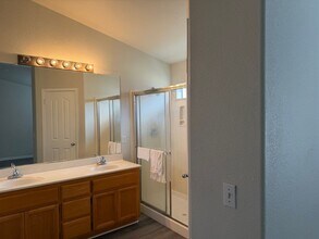 9178 Willowberry Way in Elk Grove, CA - Building Photo - Building Photo