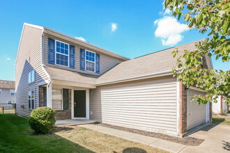 8118 Birchfield Dr in Indianapolis, IN - Building Photo - Building Photo