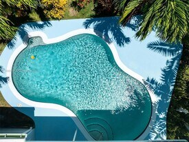 4010 NE 22nd Ave in Lighthouse Point, FL - Building Photo